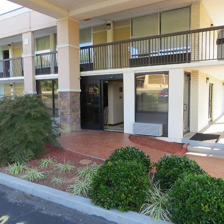 Knights Inn Newport Ngoại thất bức ảnh