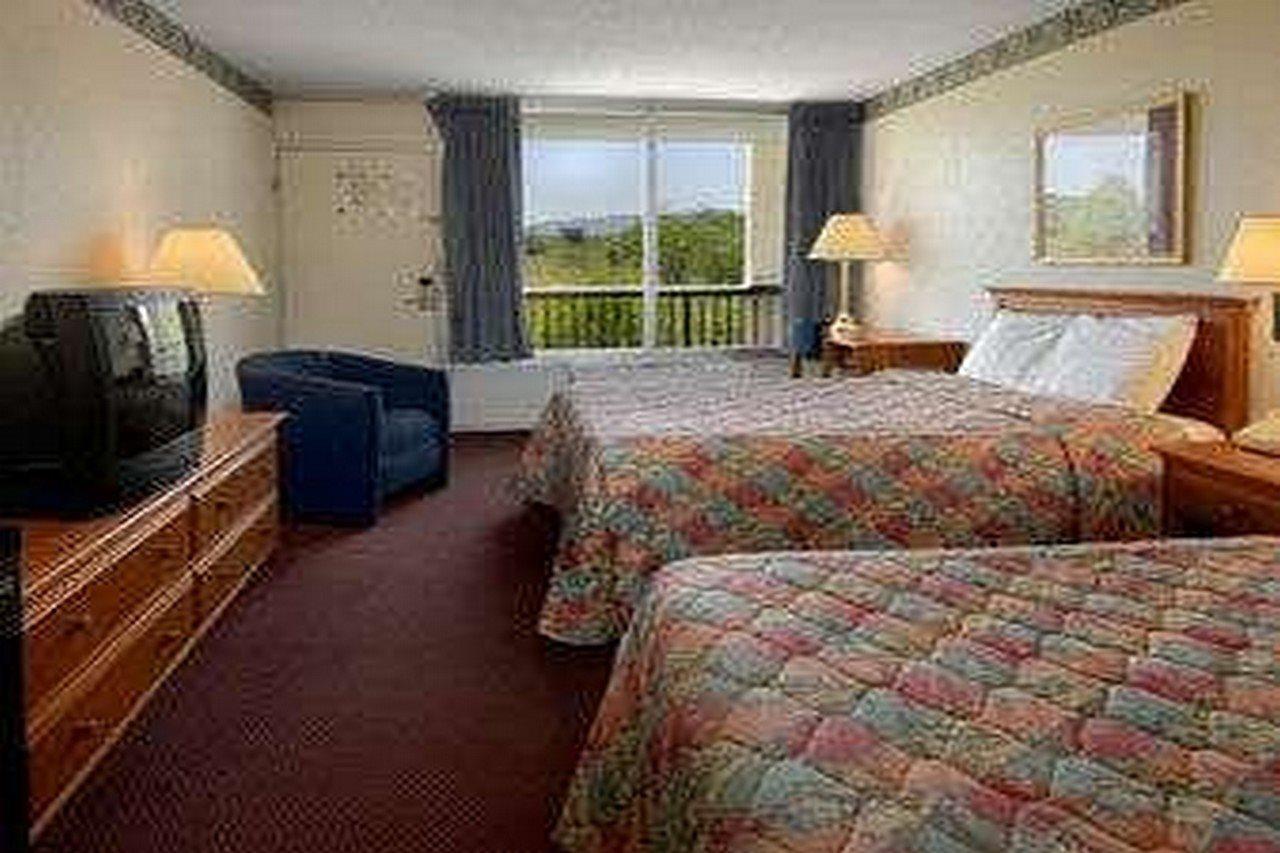 Knights Inn Newport Phòng bức ảnh